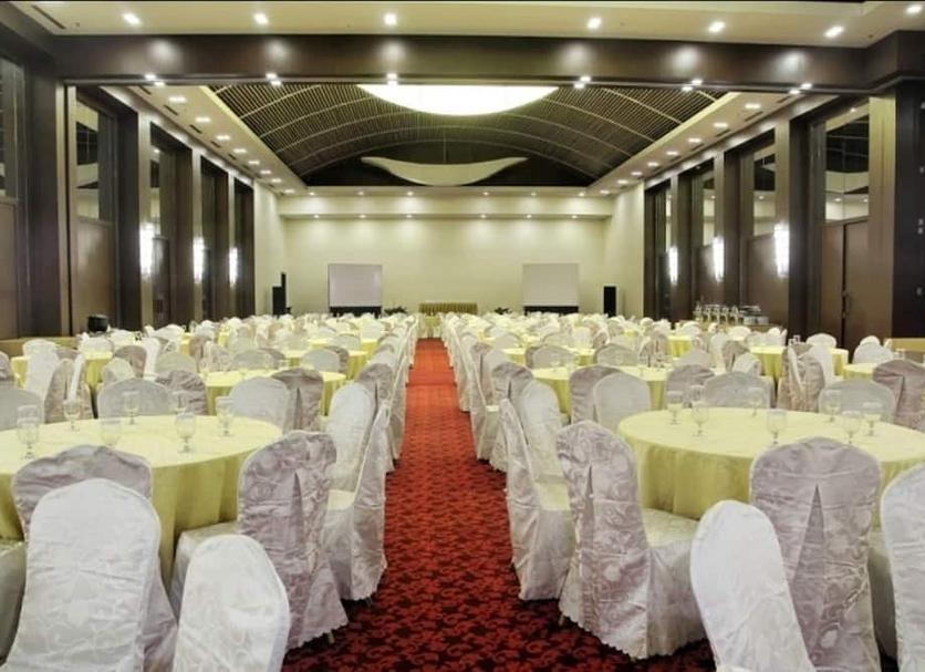 Banquet hall Photo