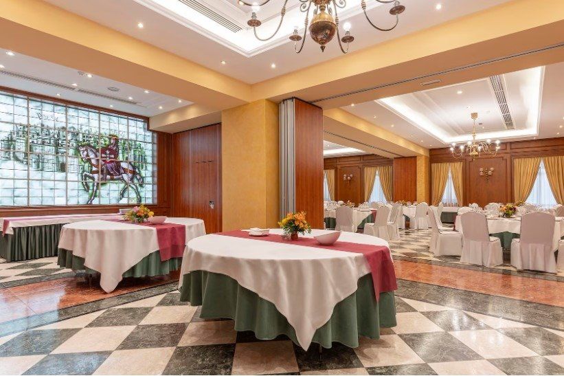 Banquet hall