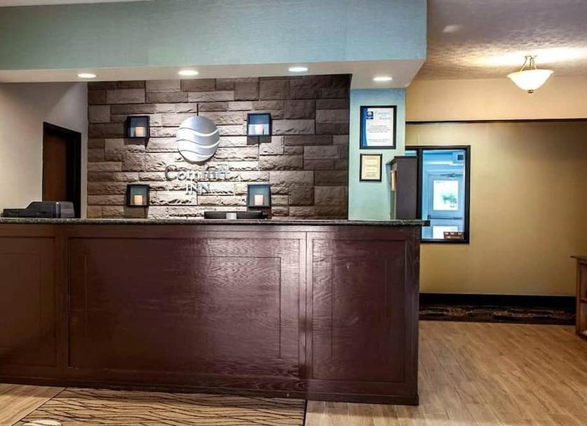 Front desk Photo