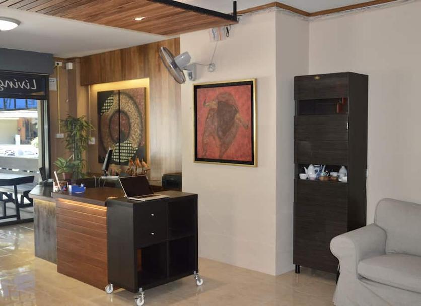 Front desk Photo