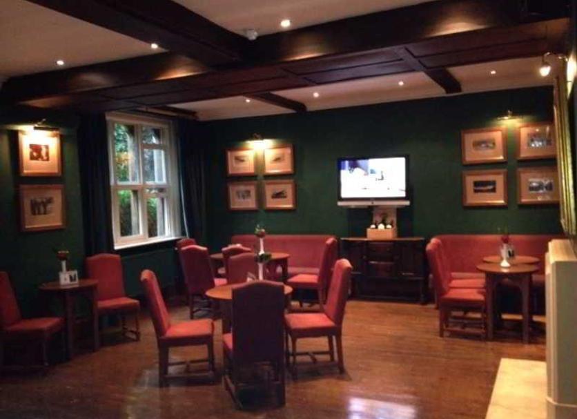 Bar Photo