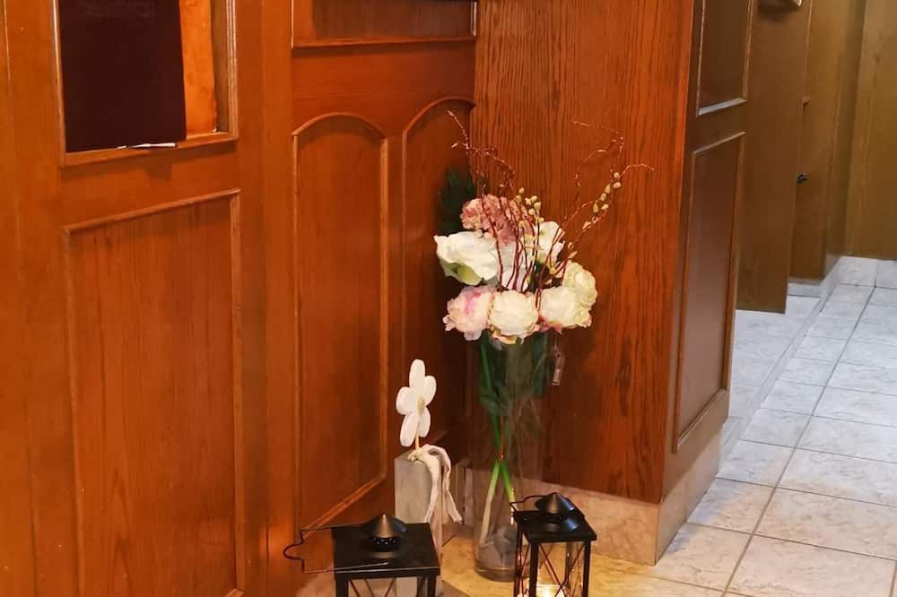 Room amenity