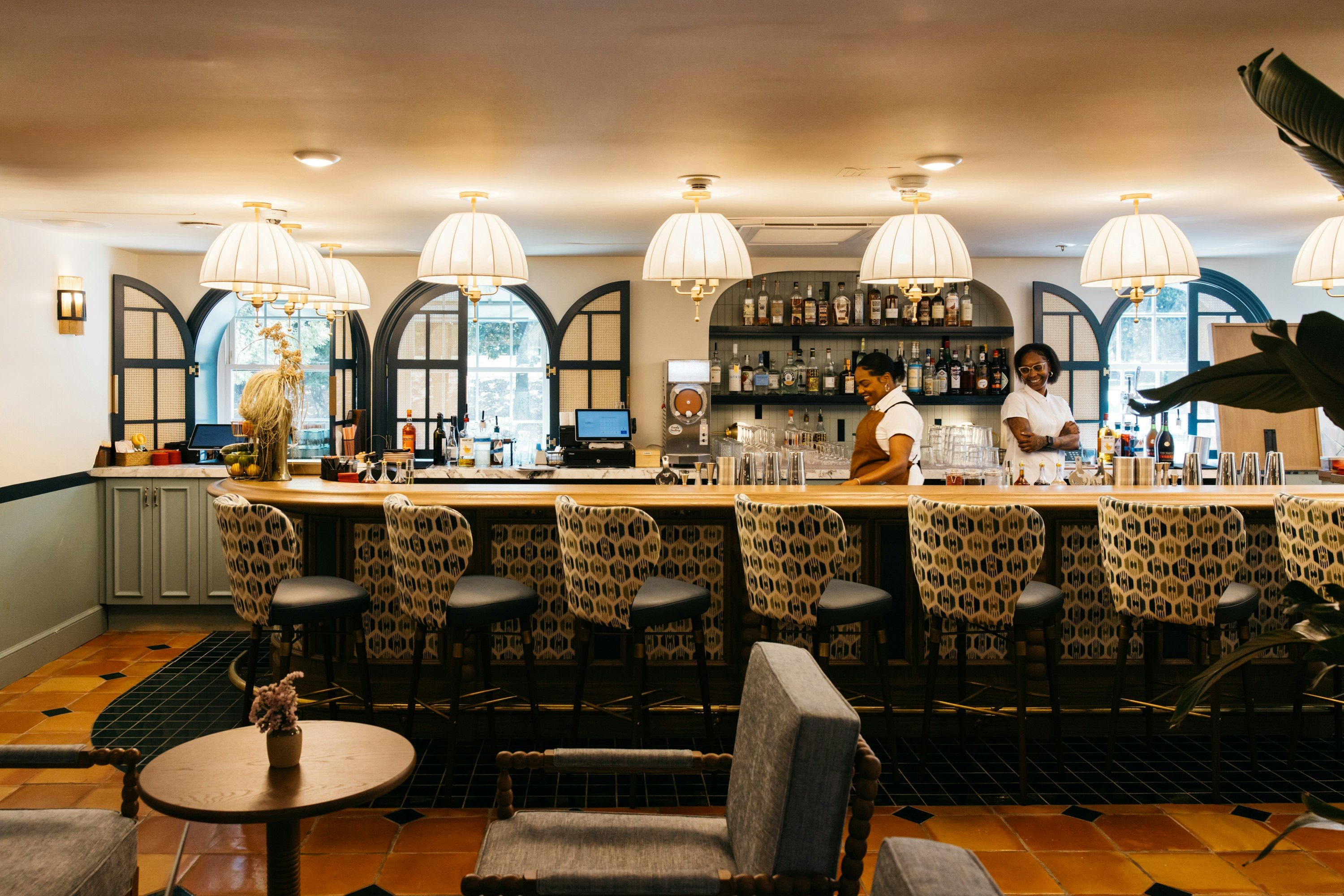 Bar