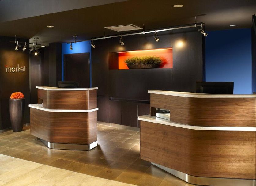 Front desk Photo