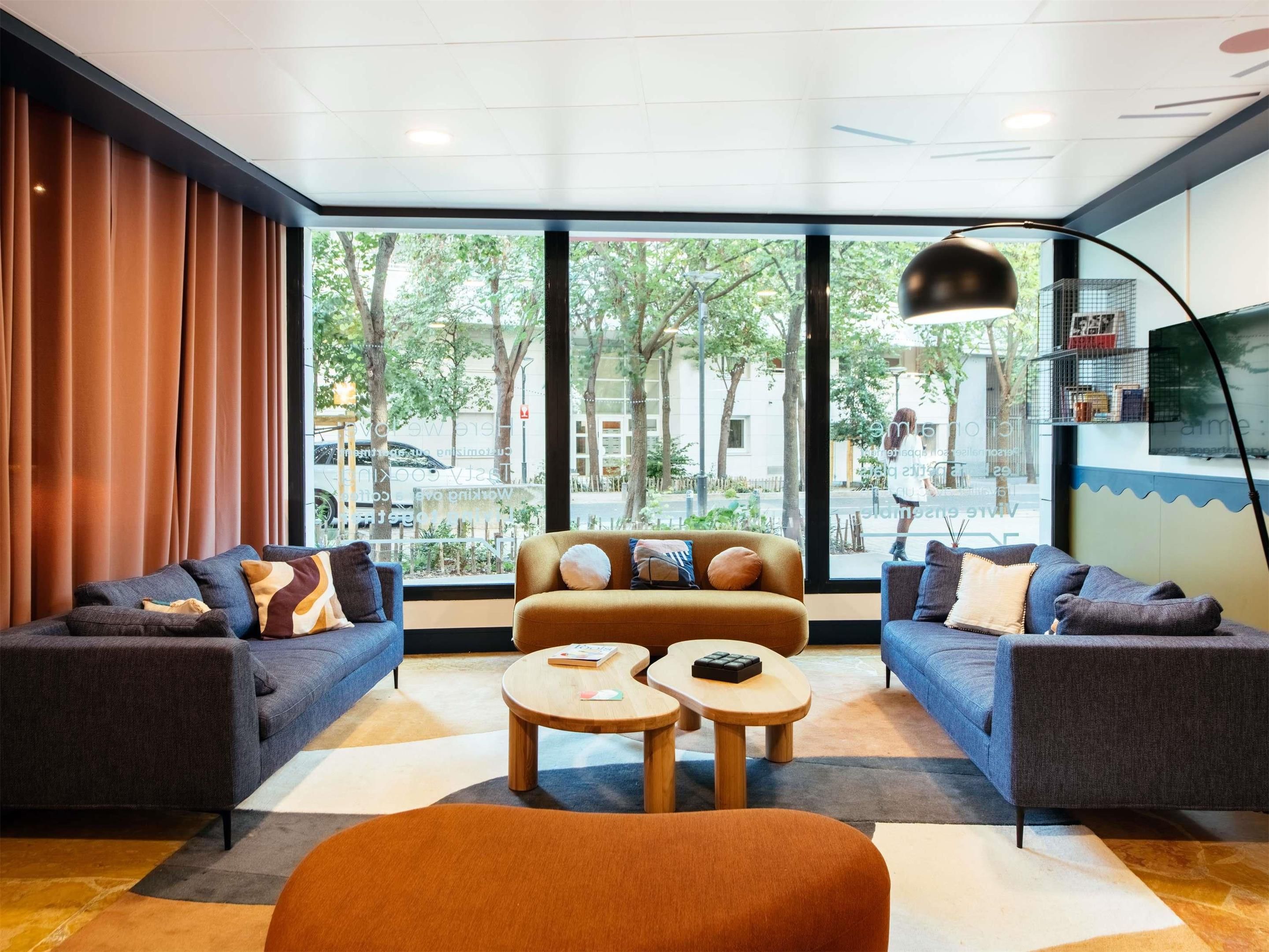 Lounge Photo