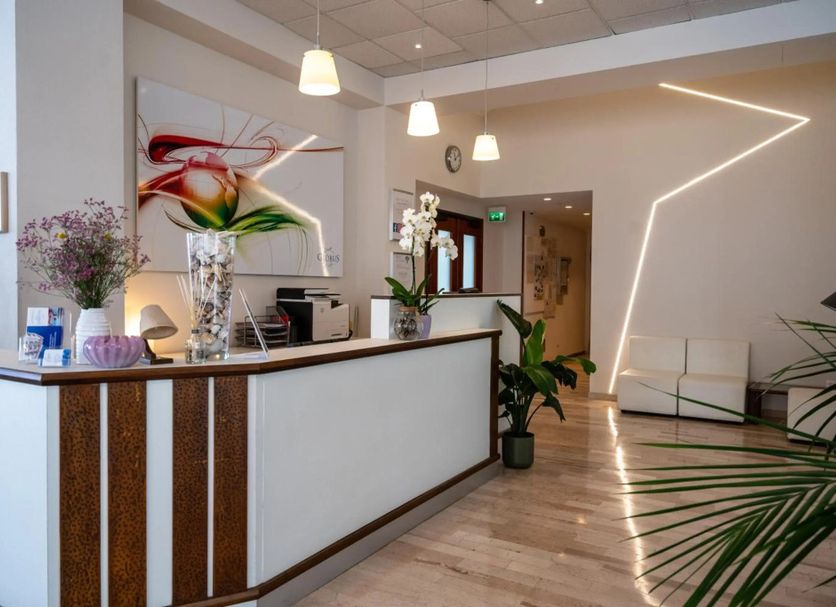 Front desk Photo