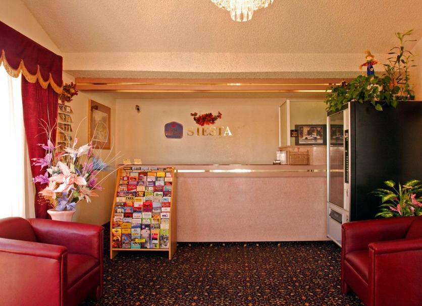 Front desk Photo
