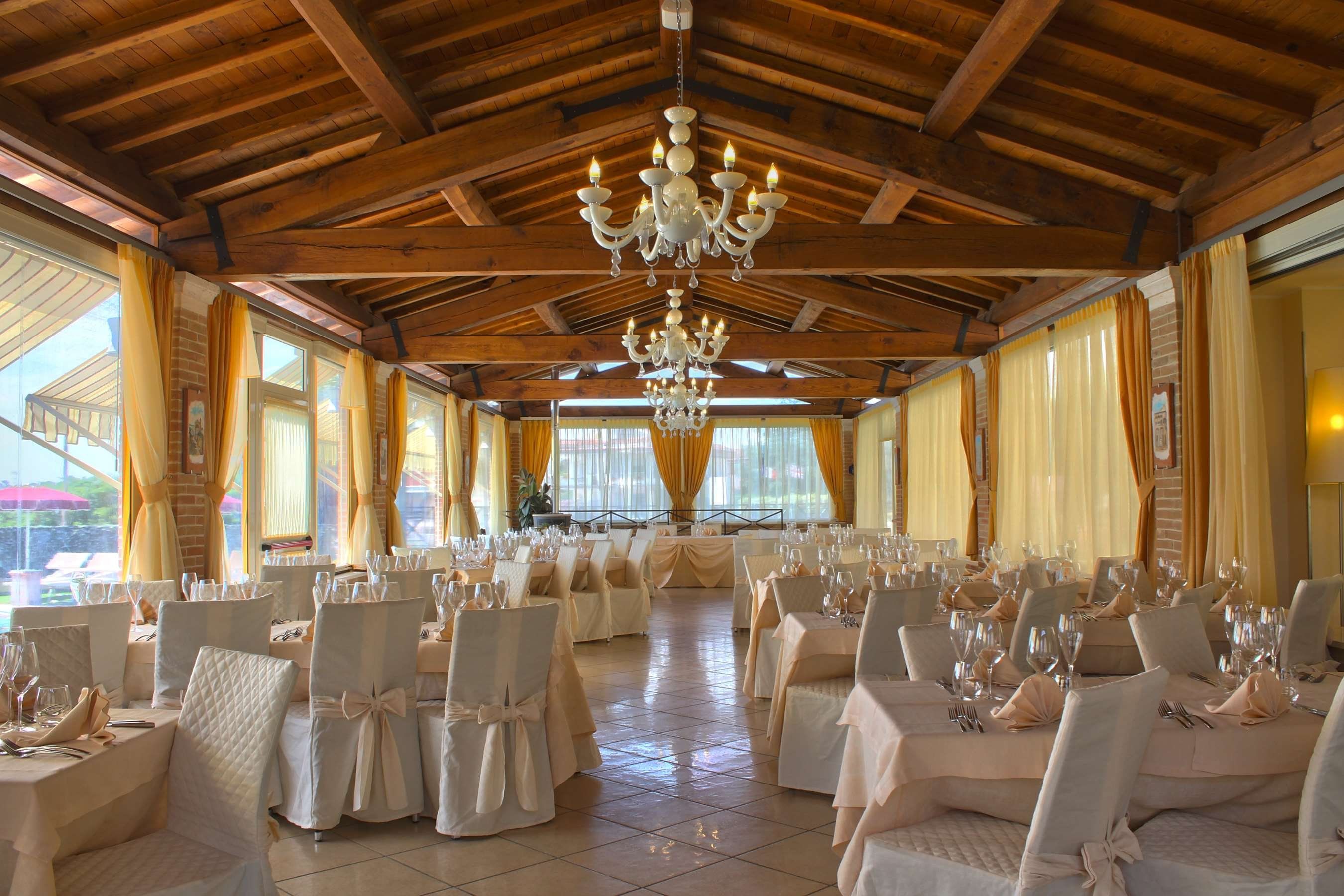 Banquet hall