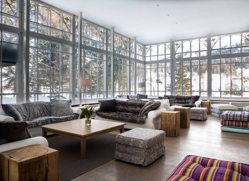 Lounge Photo
