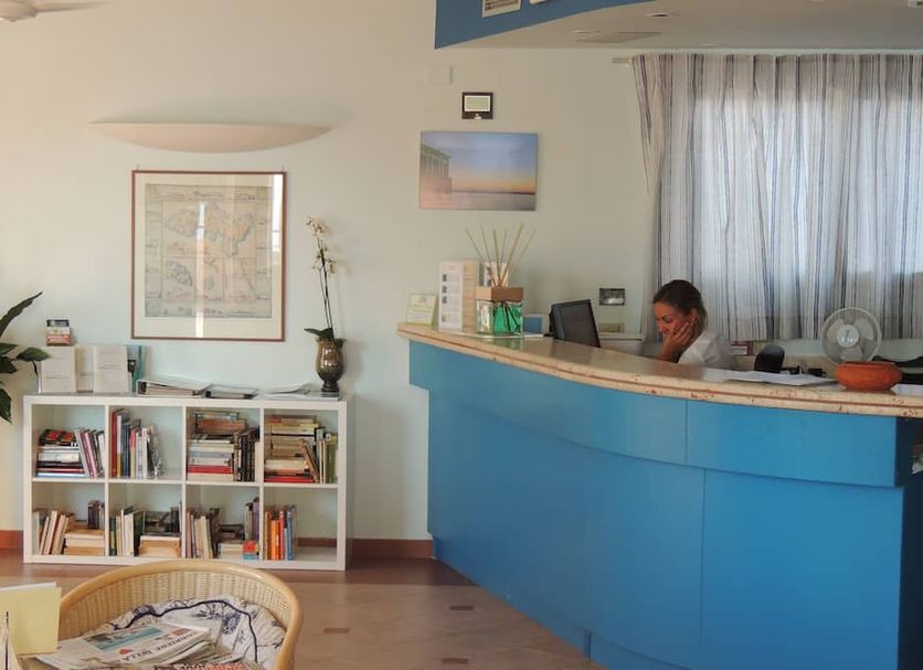Front desk Photo