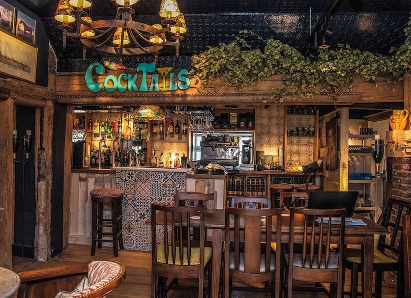 Bar Photo