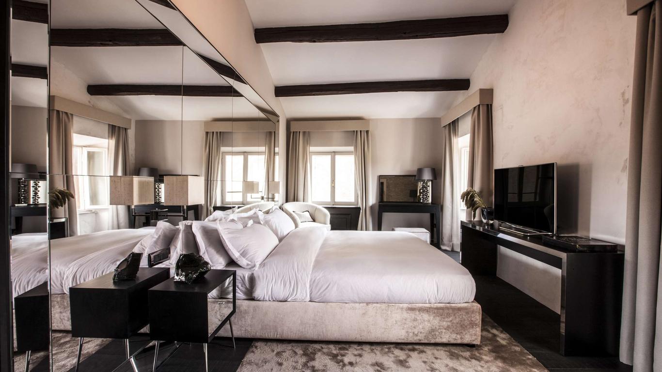 Dom Hotel