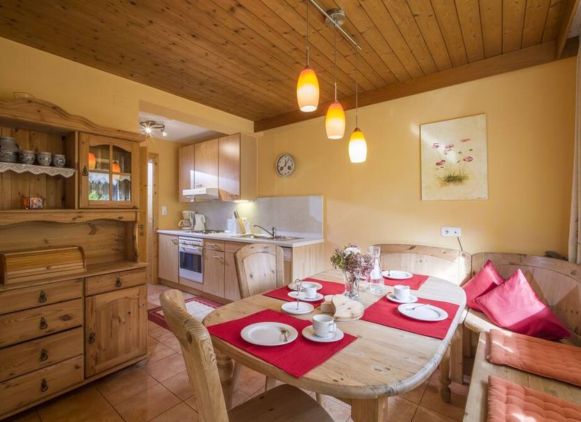 Dining room Photo