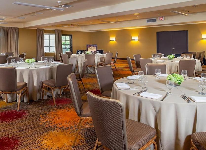 Banquet hall Photo