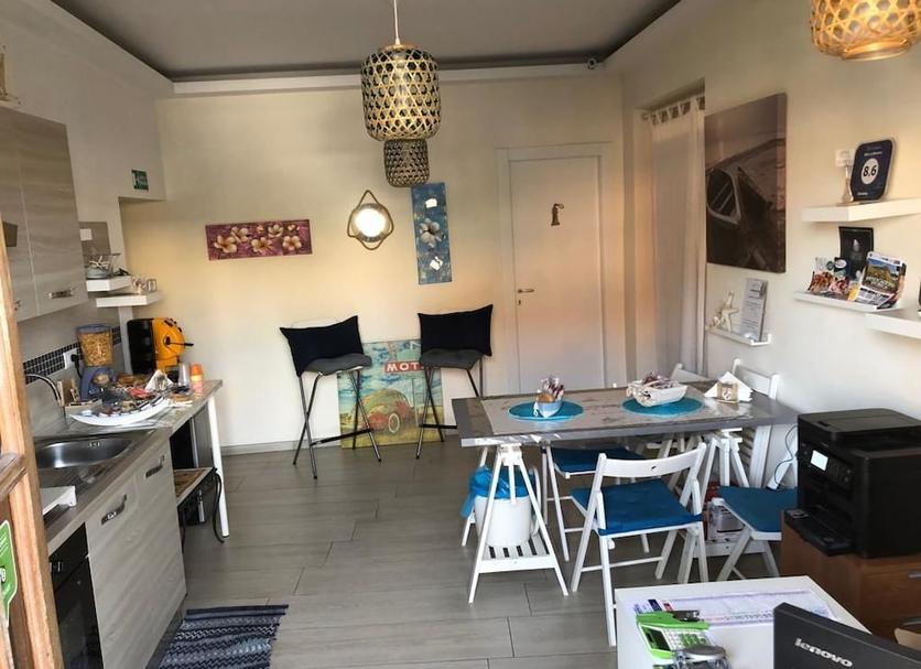 Dining room Photo