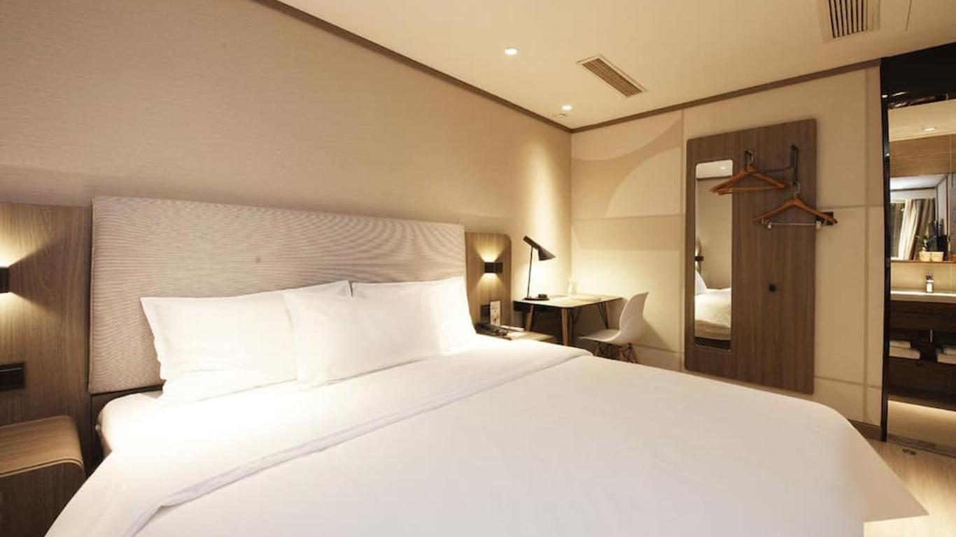 Hanting Hotel Hefei Railway Station