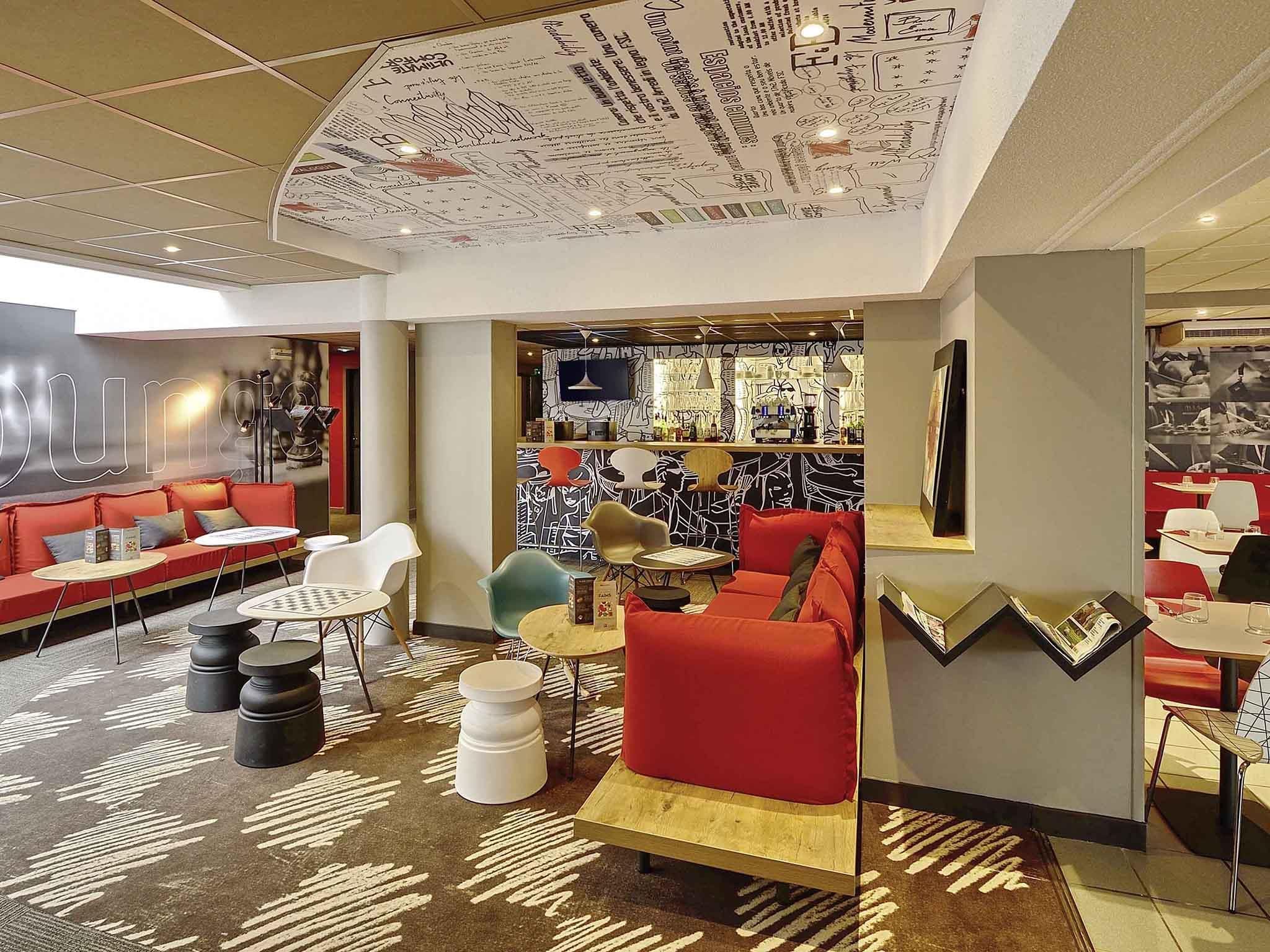 Lounge Photo