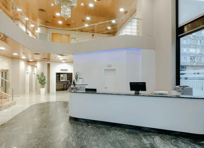 Front desk Photo