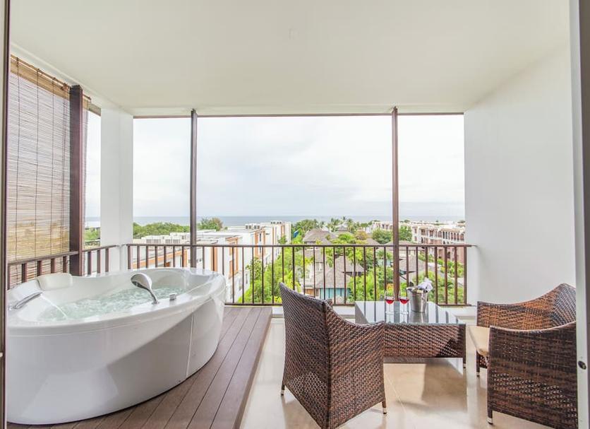 Balcony Photo