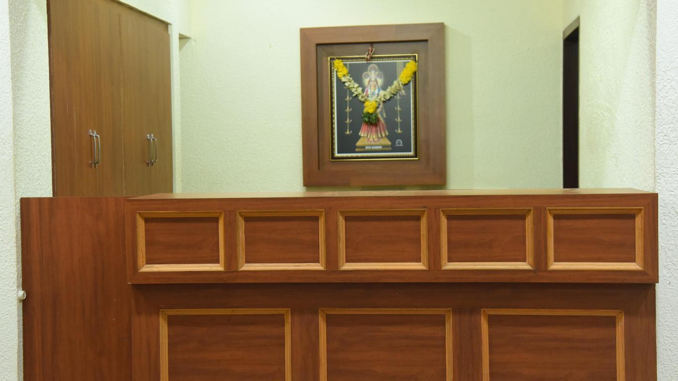 Hotel Raja Palace