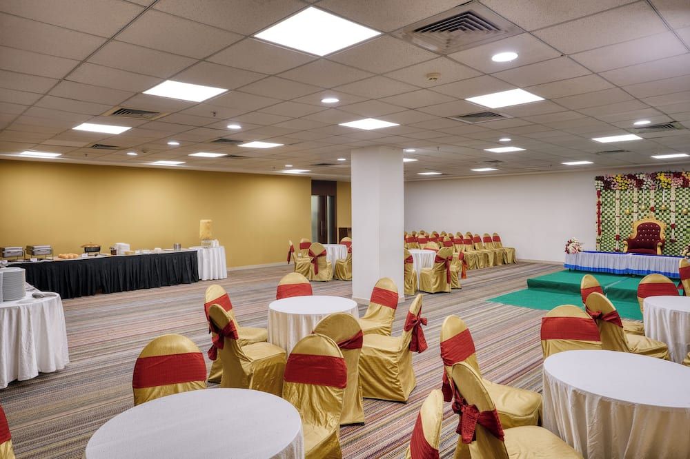 Banquet hall