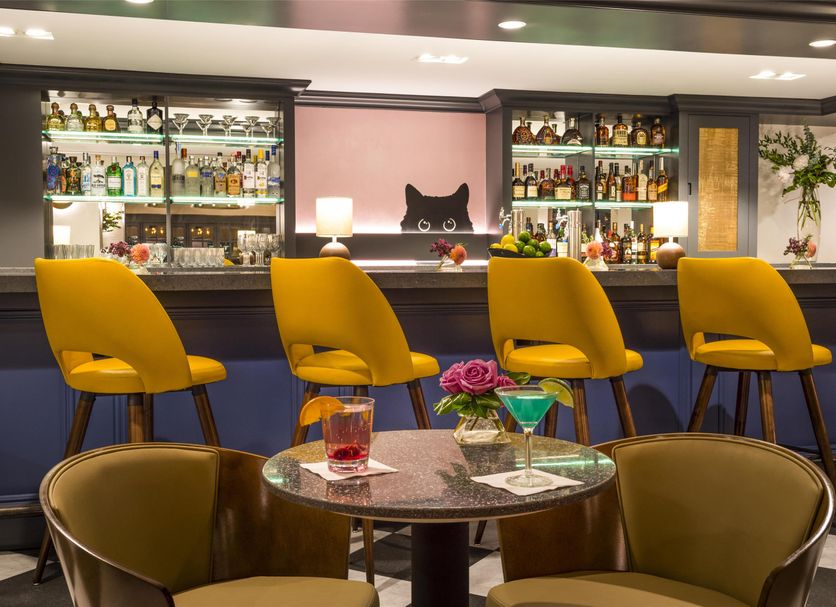 Bar Photo