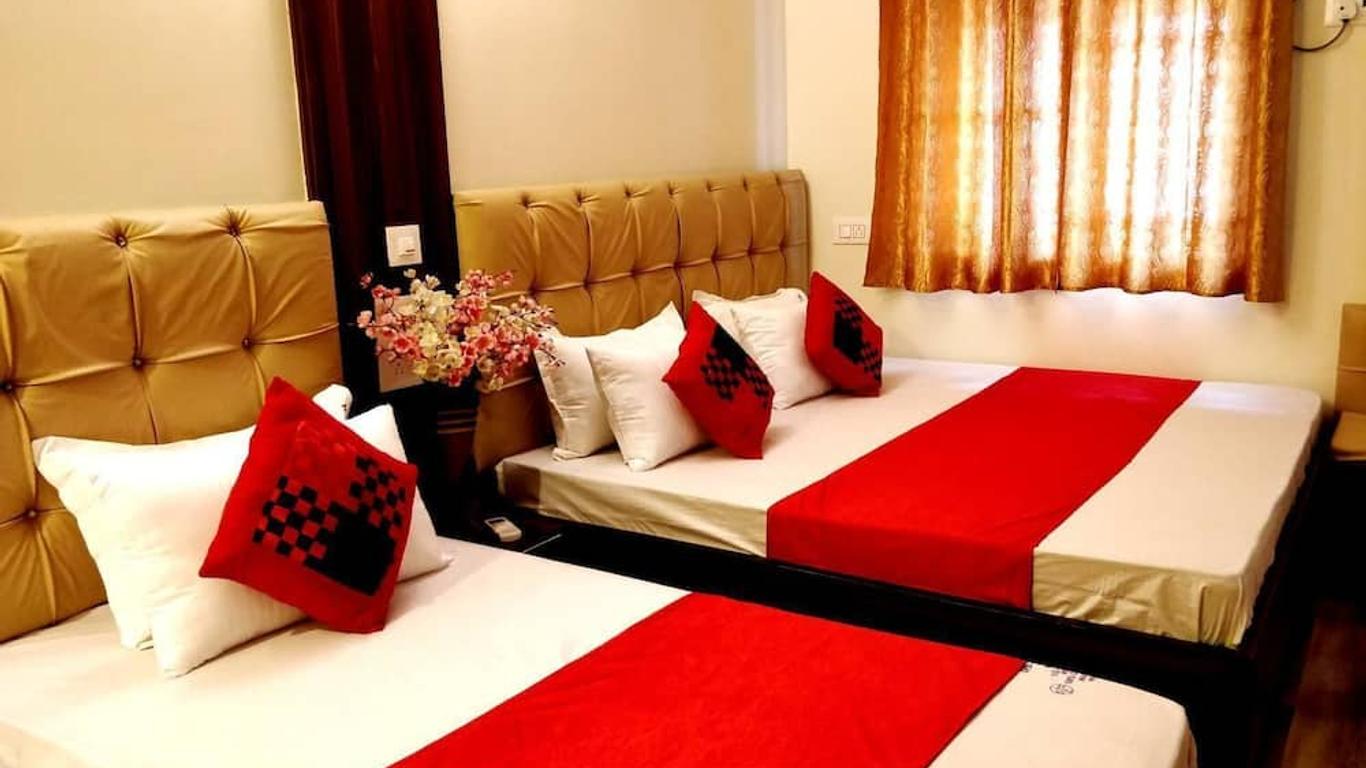 City Hotel