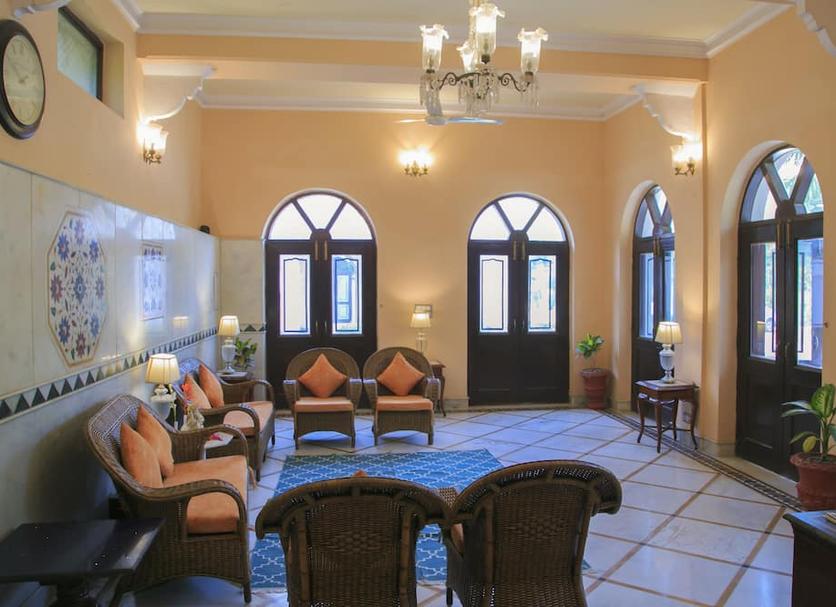 Lounge Photo
