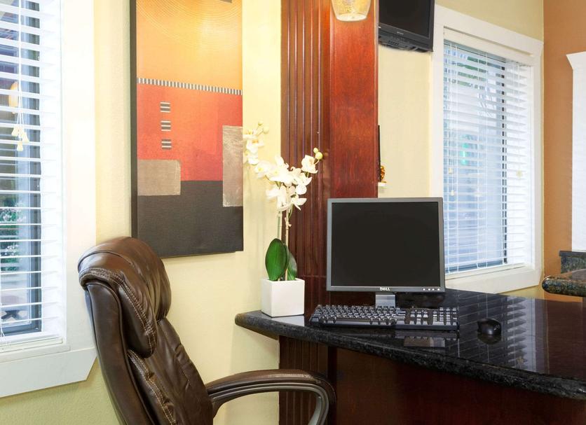 Business centre Photo