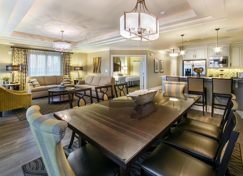 Dining room Photo