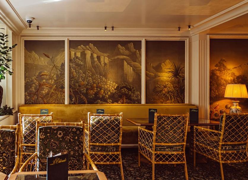 Restaurant Photo