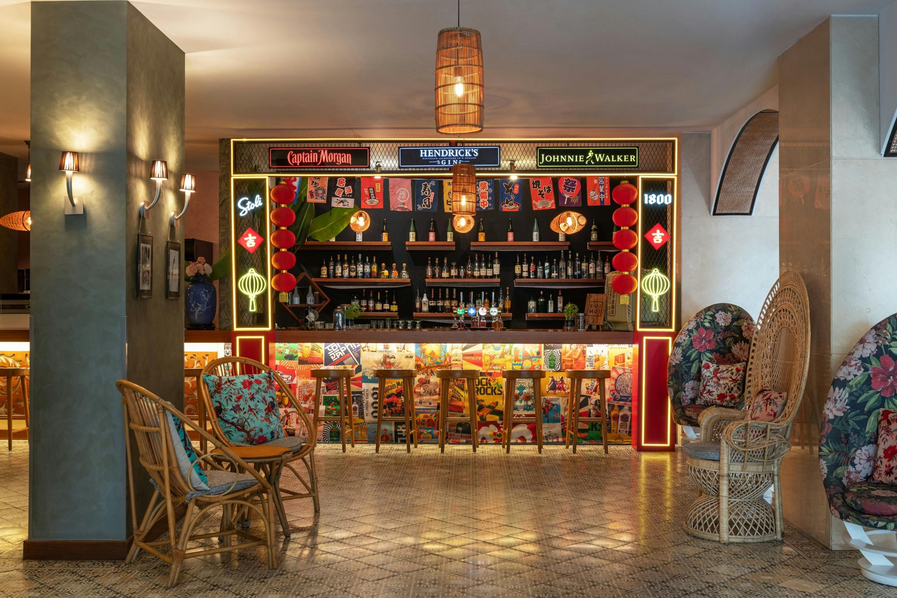 Bar