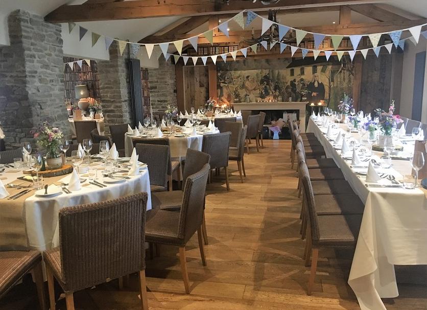 Banquet hall Photo