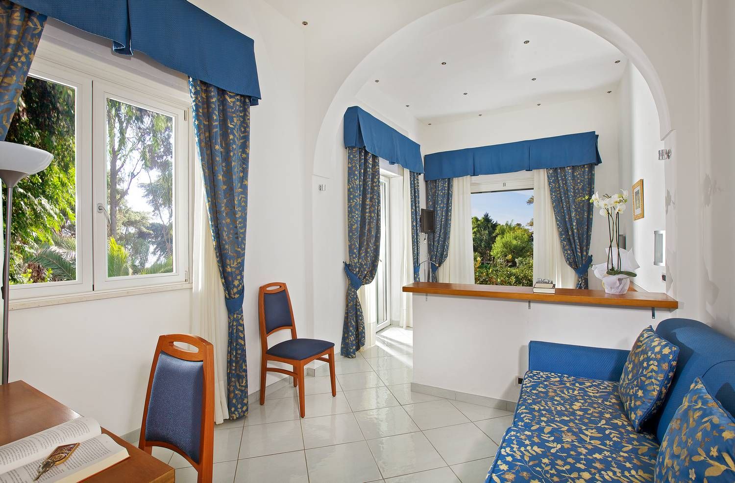 Room amenity