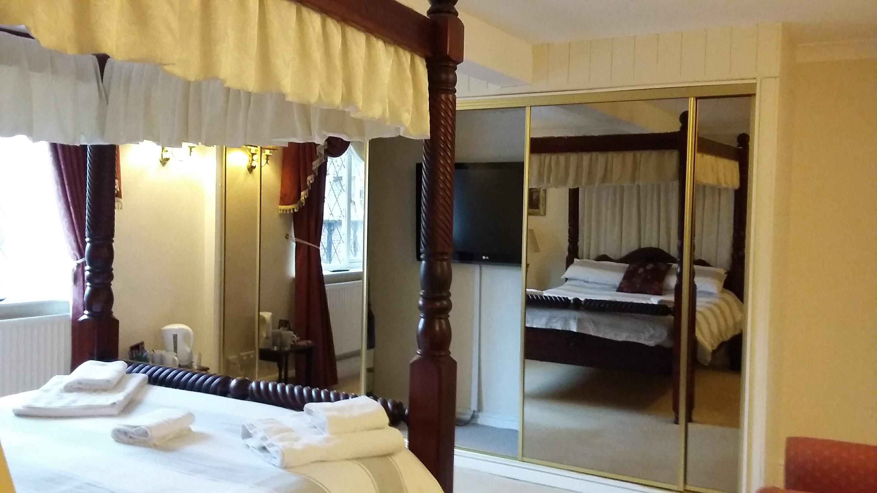 Room amenity