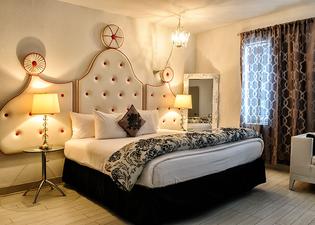 Whitelaw Hotel