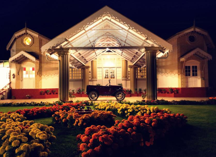 Building Photo