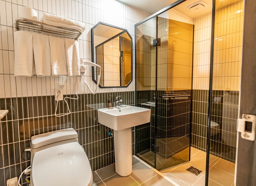 Bathroom Photo