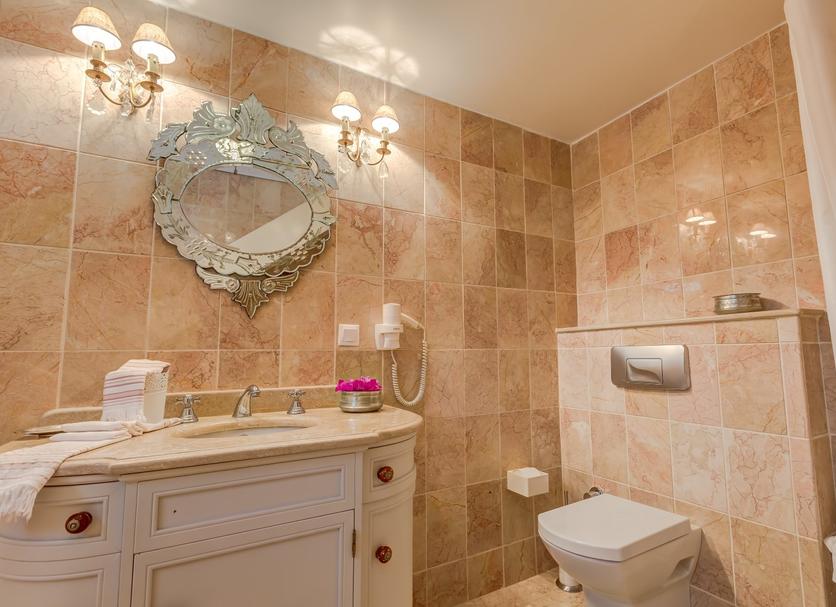 Bathroom Photo