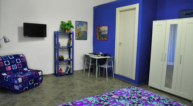 B&B In giro per Napoli - Naples - Bedroom