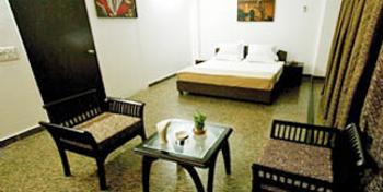 Hotel VM Residency - New Delhi - Bedroom
