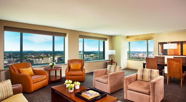 Sheraton Boston Hotel - Boston - Living room