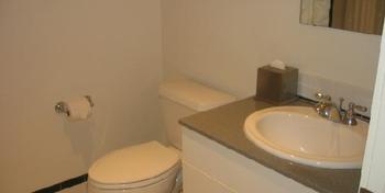 Oakwood at Colonnade Residences - Boston - Bathroom