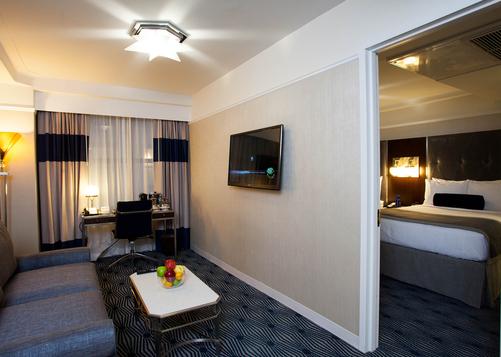Wyndham New Yorker Hotel - New York - Bedroom