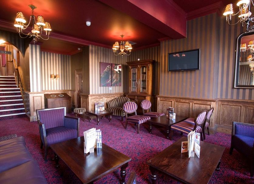 Dining room Photo