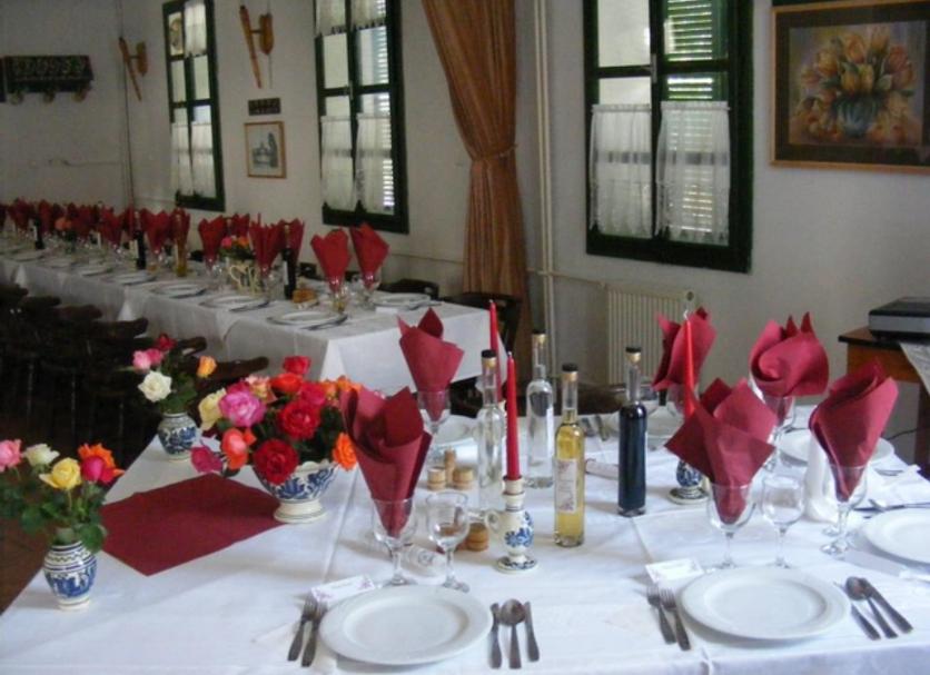 Banquet hall Photo