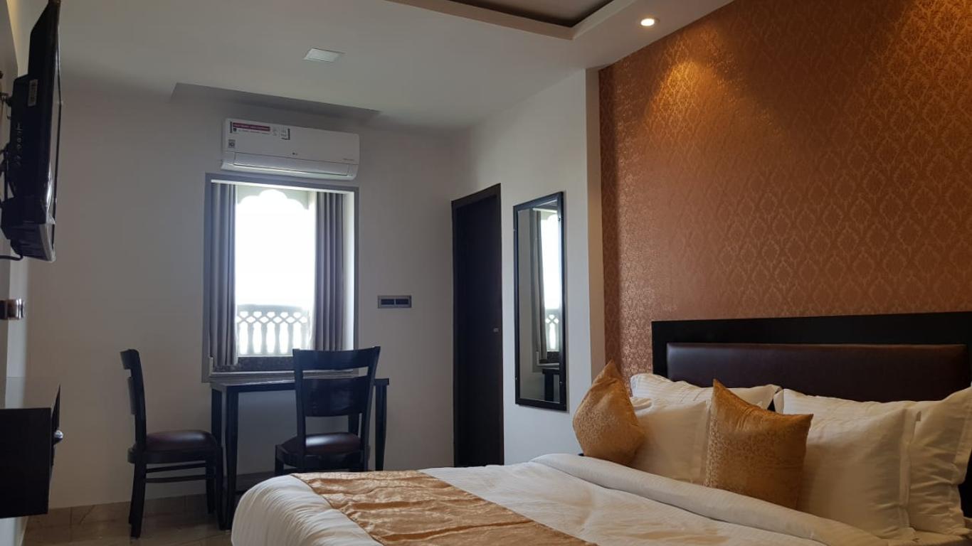 Hotel Grand Lotus Inn