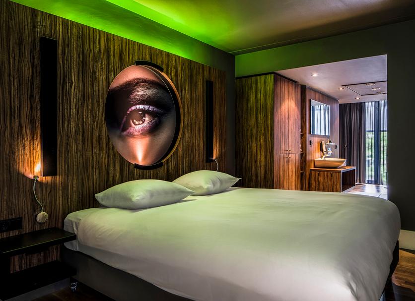 Bedroom Photo