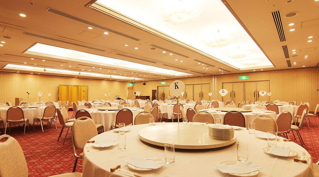 Banquet hall