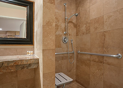Days Inn San Diego Hotel Circle Near Seaworld - San Diego - Bathroom